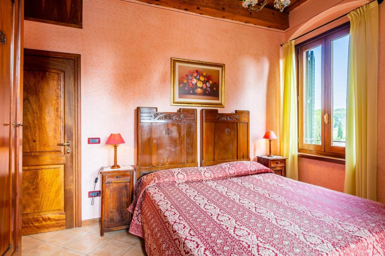 Settepassi Tuscany Agroturismo *